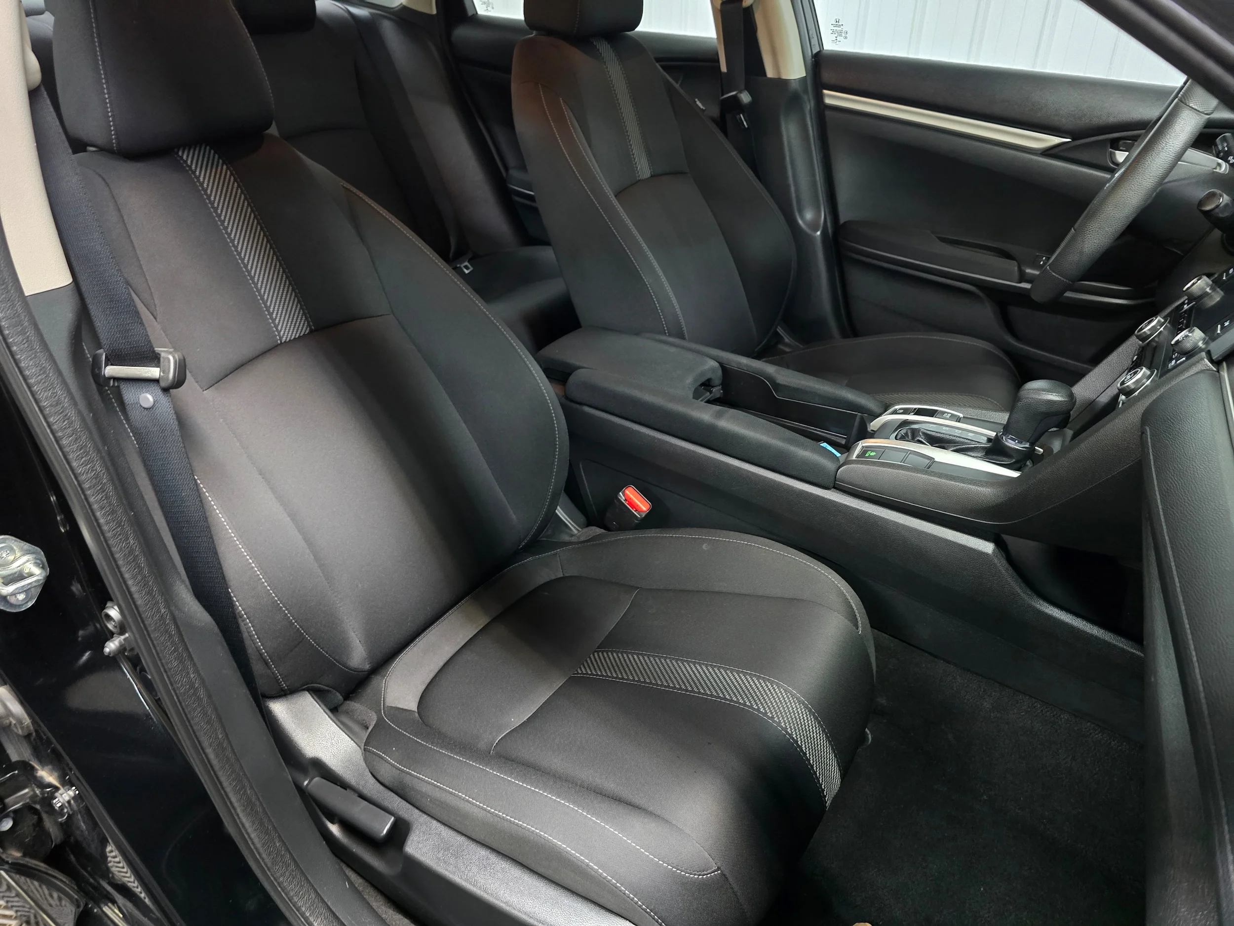 Used 2016 Black Honda LX image 21