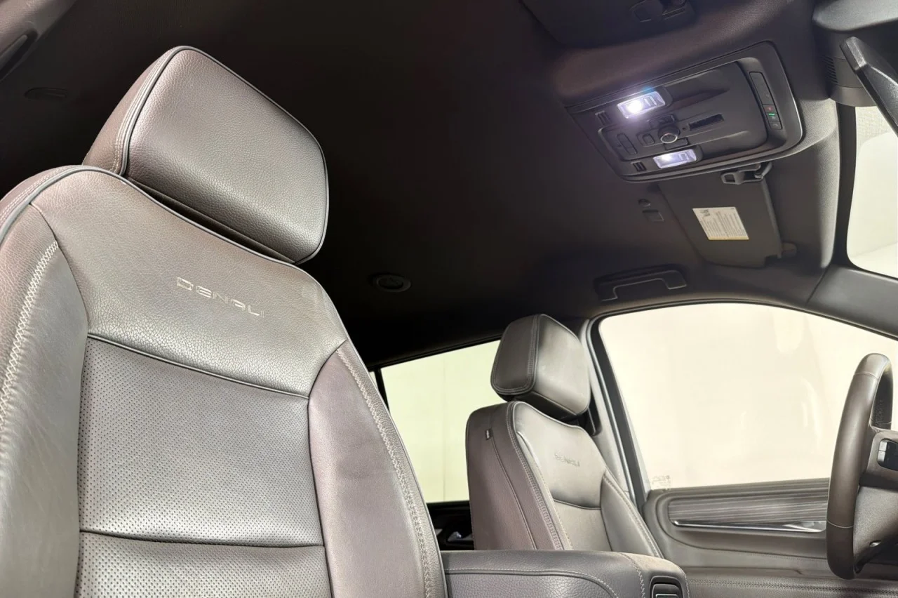 Used 2023 MIDNIGHT BLUE GMC Denali image 16