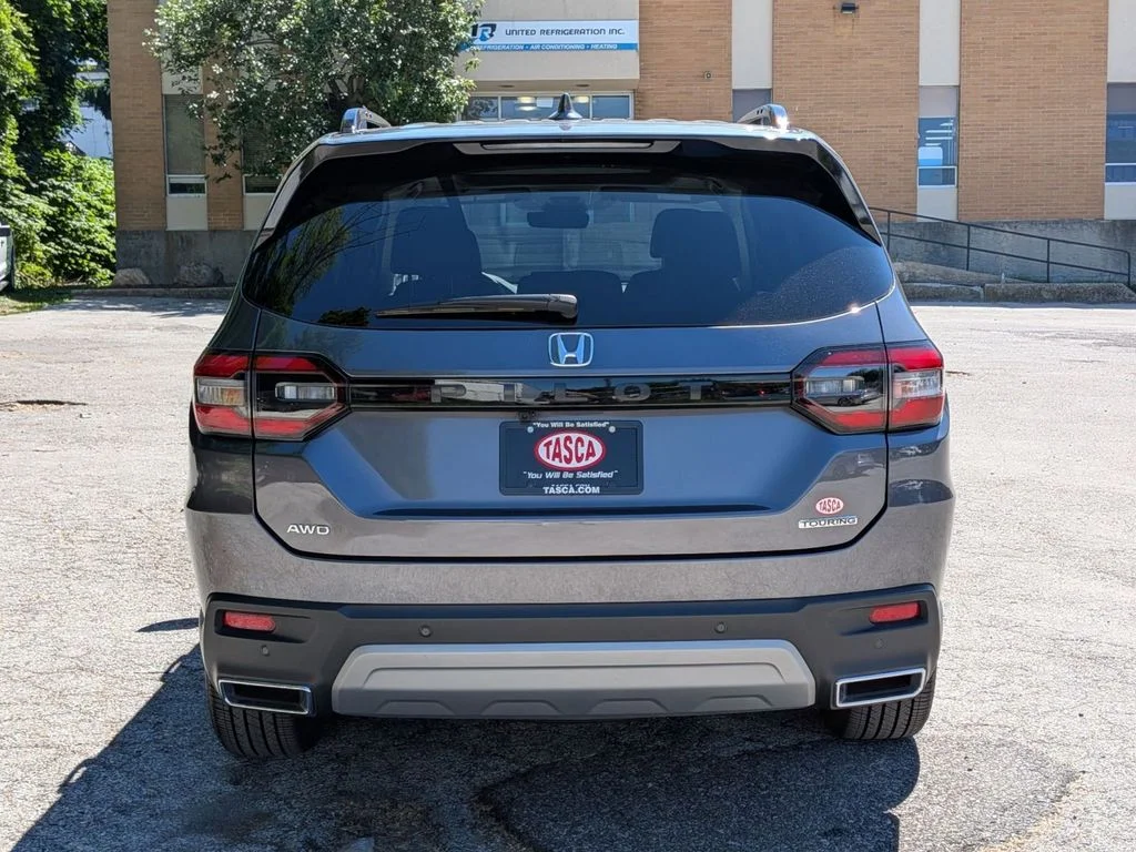 Used 2025 Gray Honda Touring image 4