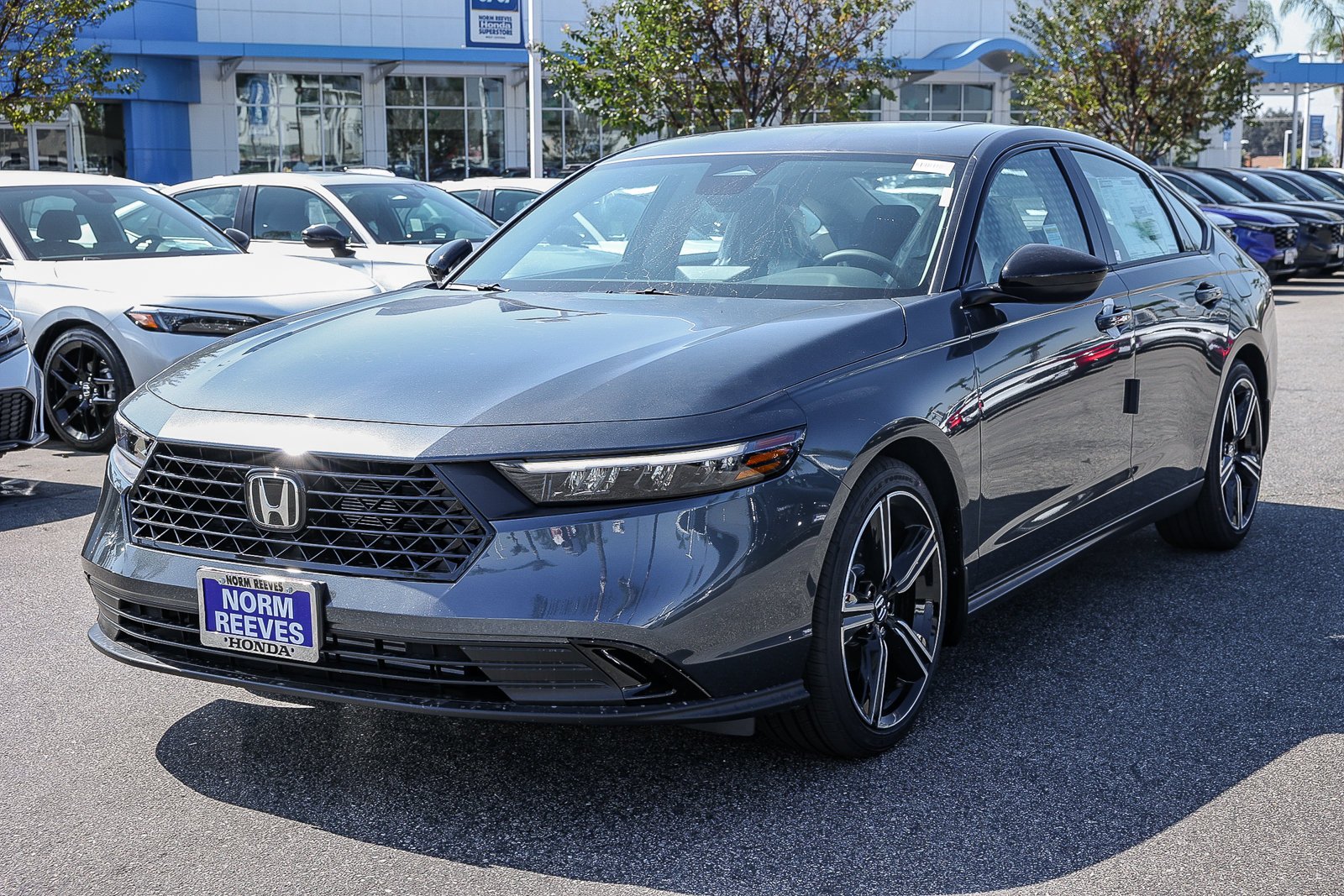 New 2026 Meteorite Gray Metallic Honda SE CVT image 3