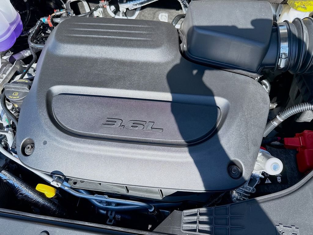 2026 Chrysler Pacifica Select - Photo 9