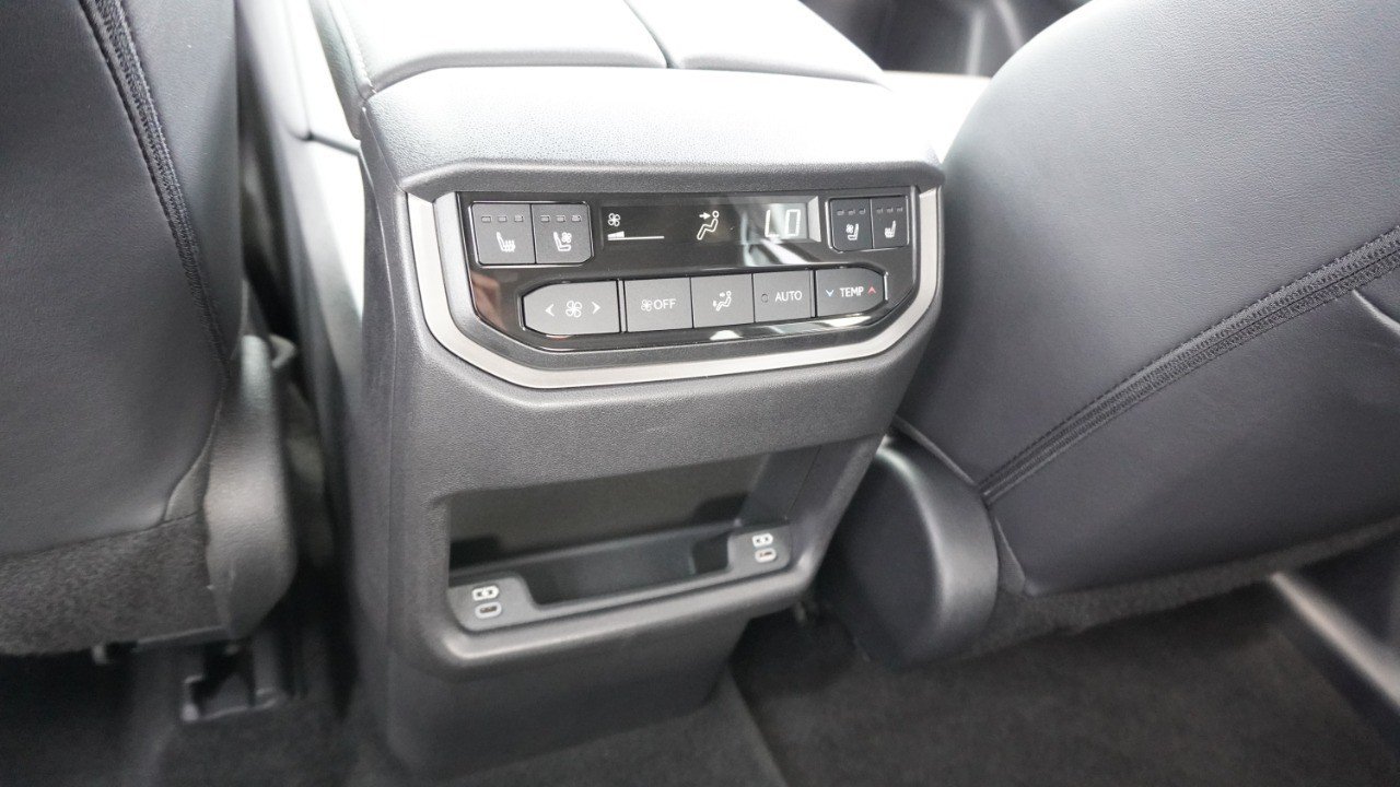 Certified Used 2025 SONIC CHROME Lexus TX 350 Premium image 32