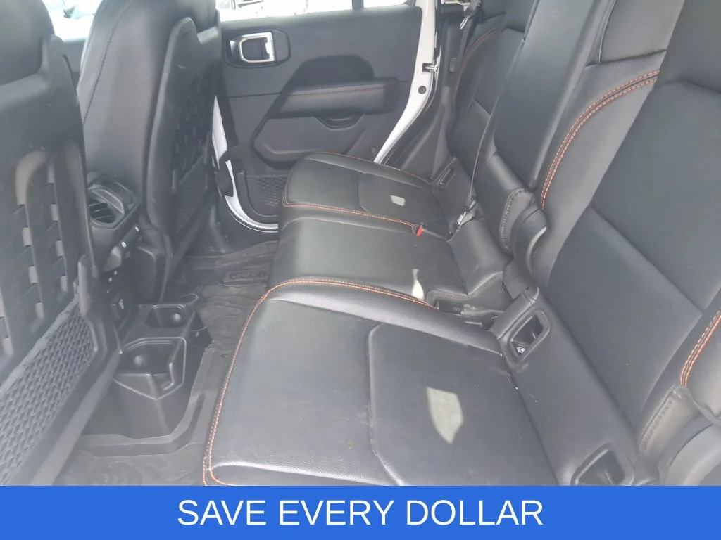 Used 2023 White Jeep Mojave image 14