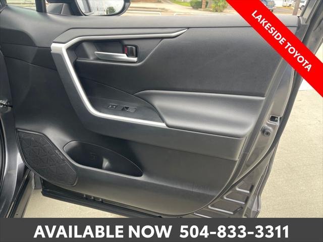 Certified Used 2025 MAGNETIC GRAY MET. Toyota  image 19