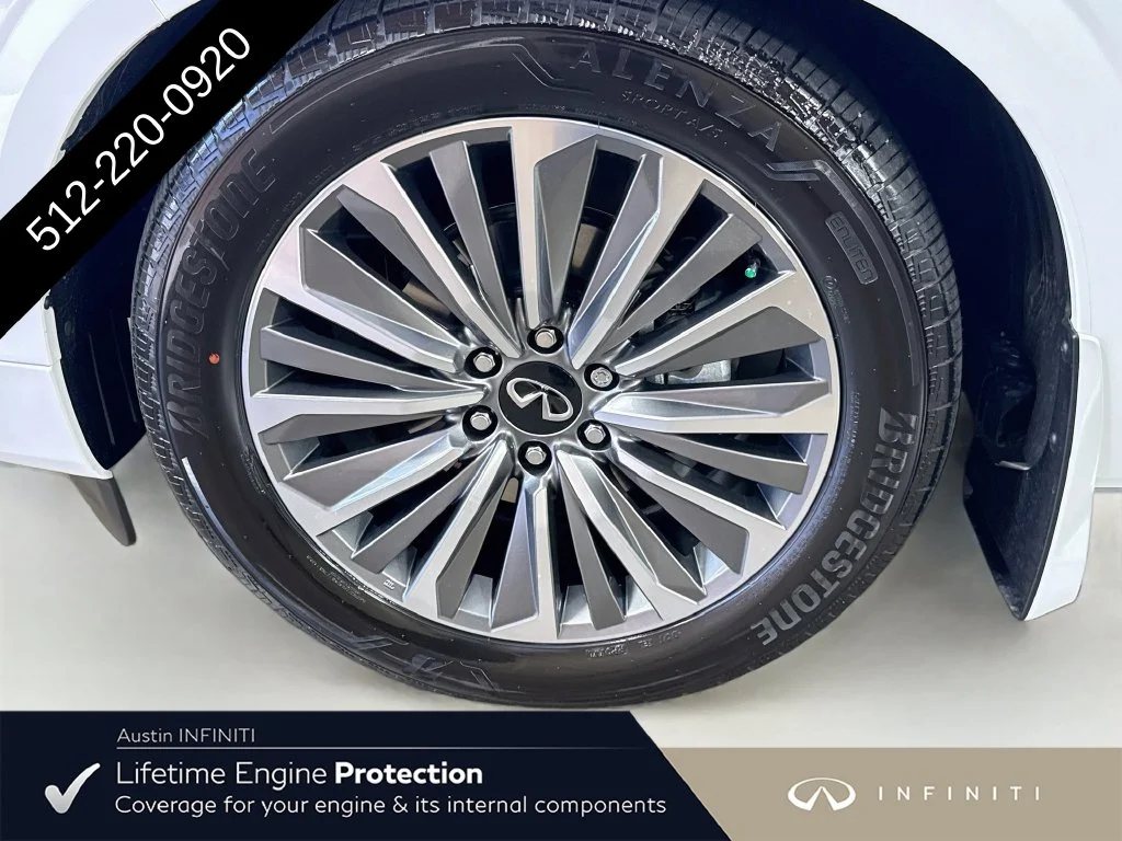 New 2027 White INFINITI LUXE image 43