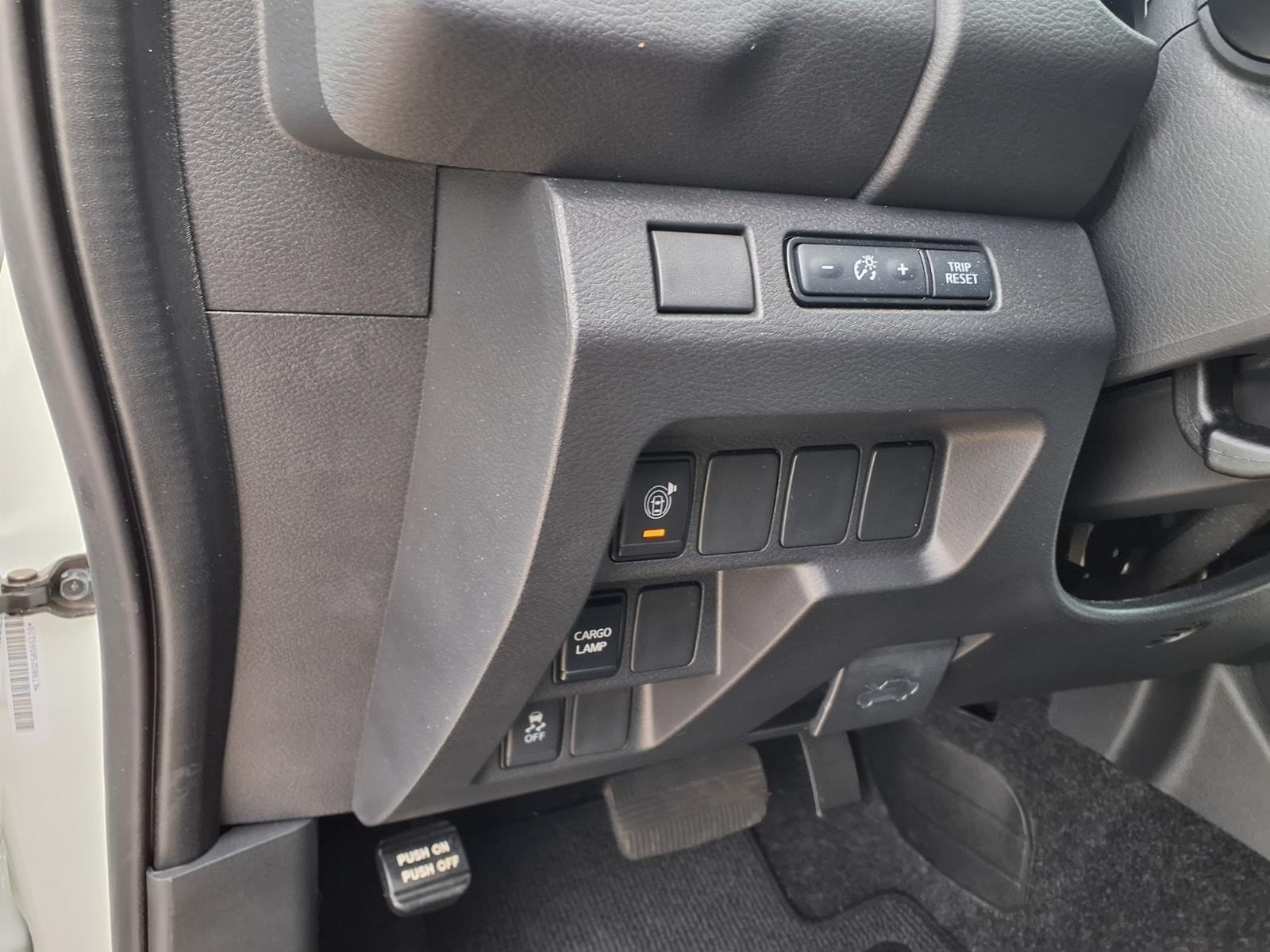 2026 Nissan Frontier SV White at Robbins Nissan