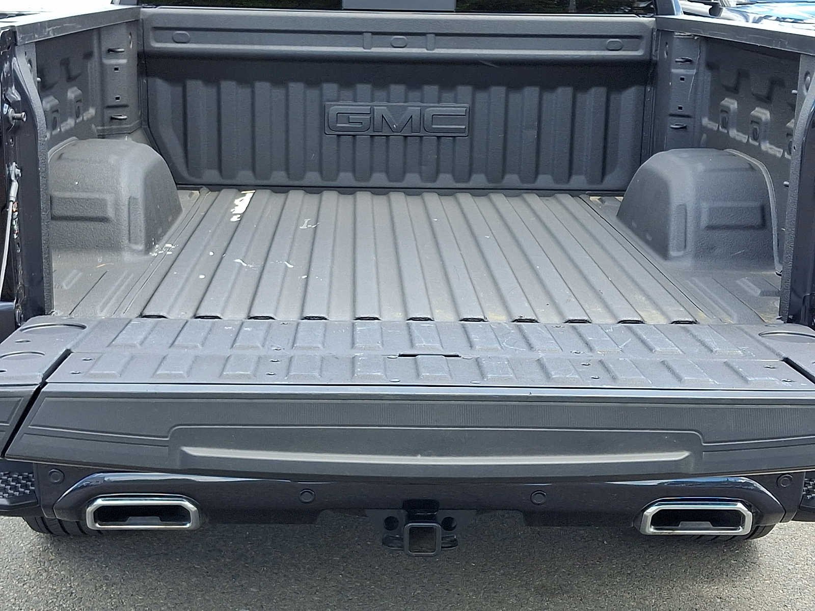 Used 2026 Titanium Rush Metallic GMC Denali Ultimate image 29