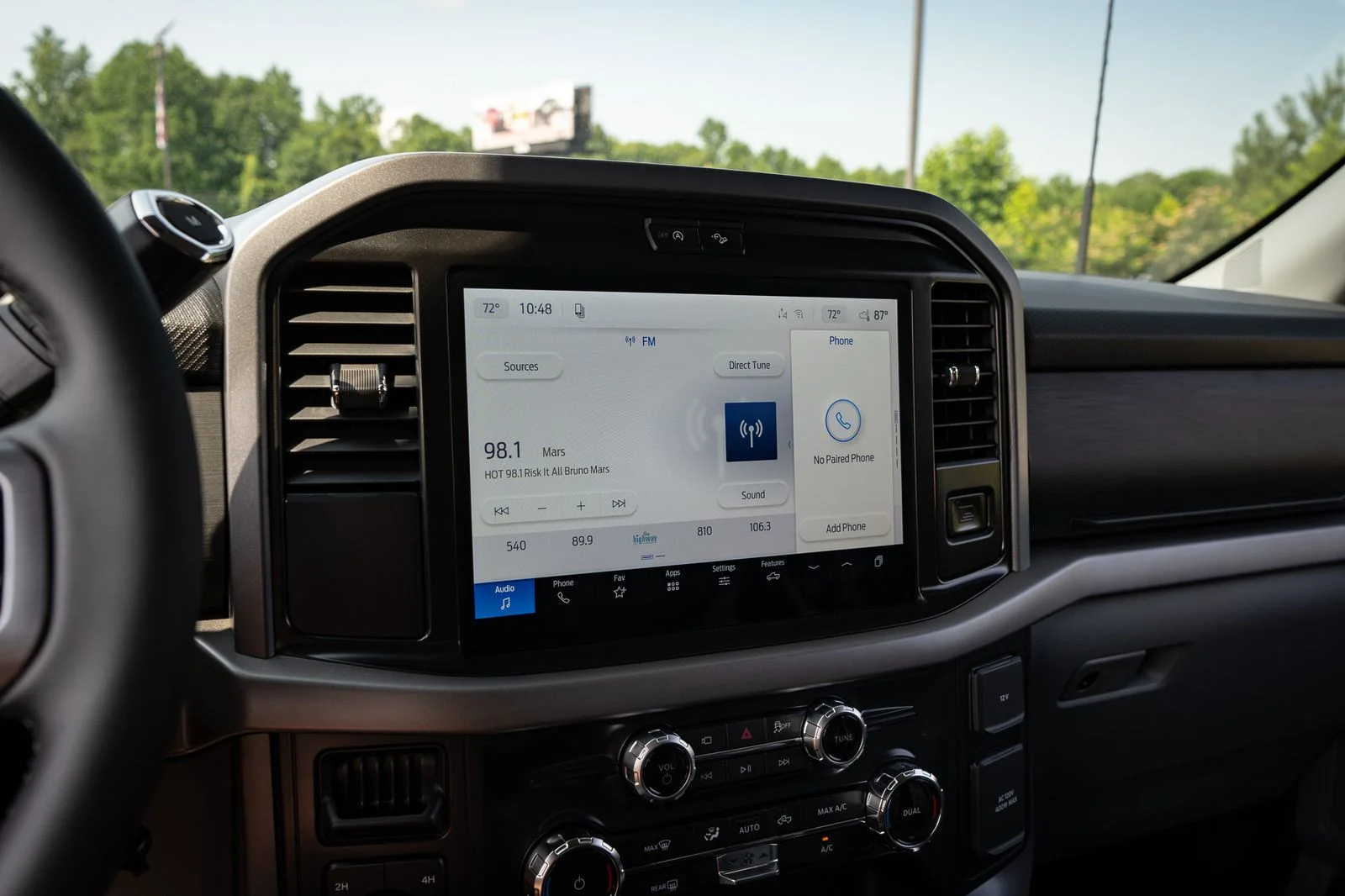 New 2026 Carbonized Gray Metallic Ford XLT image 23