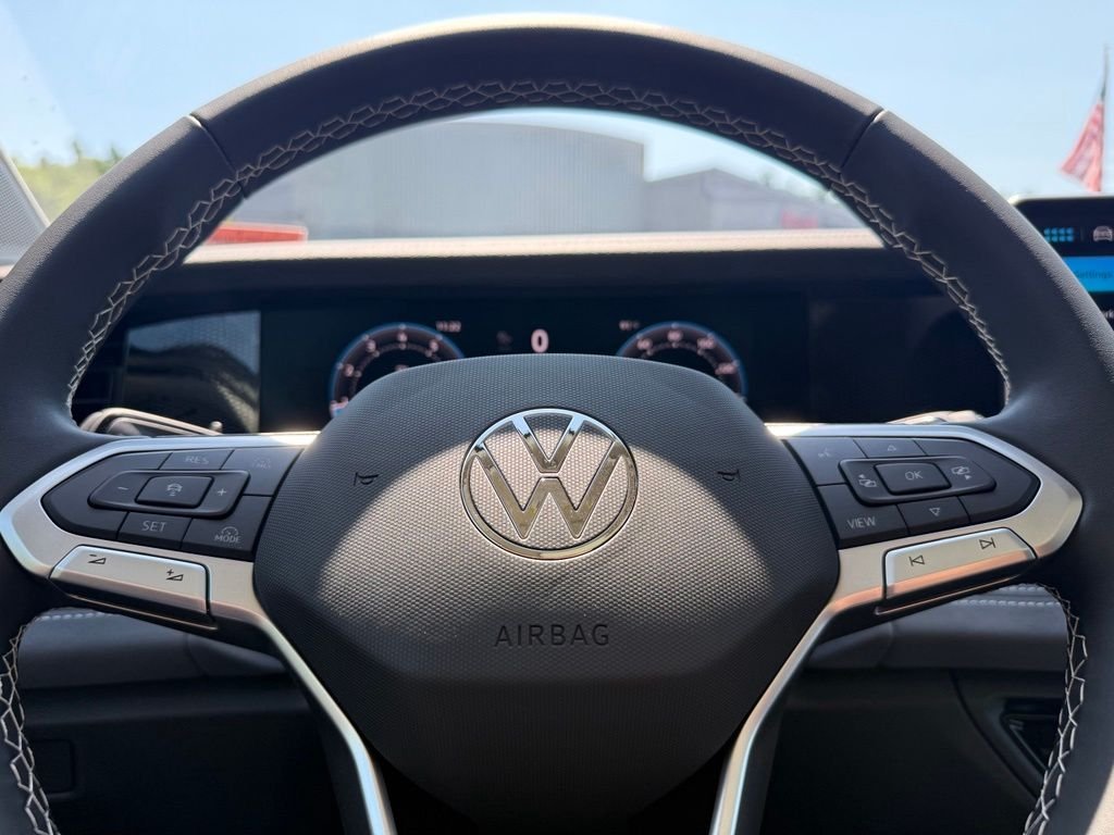 New 2026 White Volkswagen 2.0T SE image 46