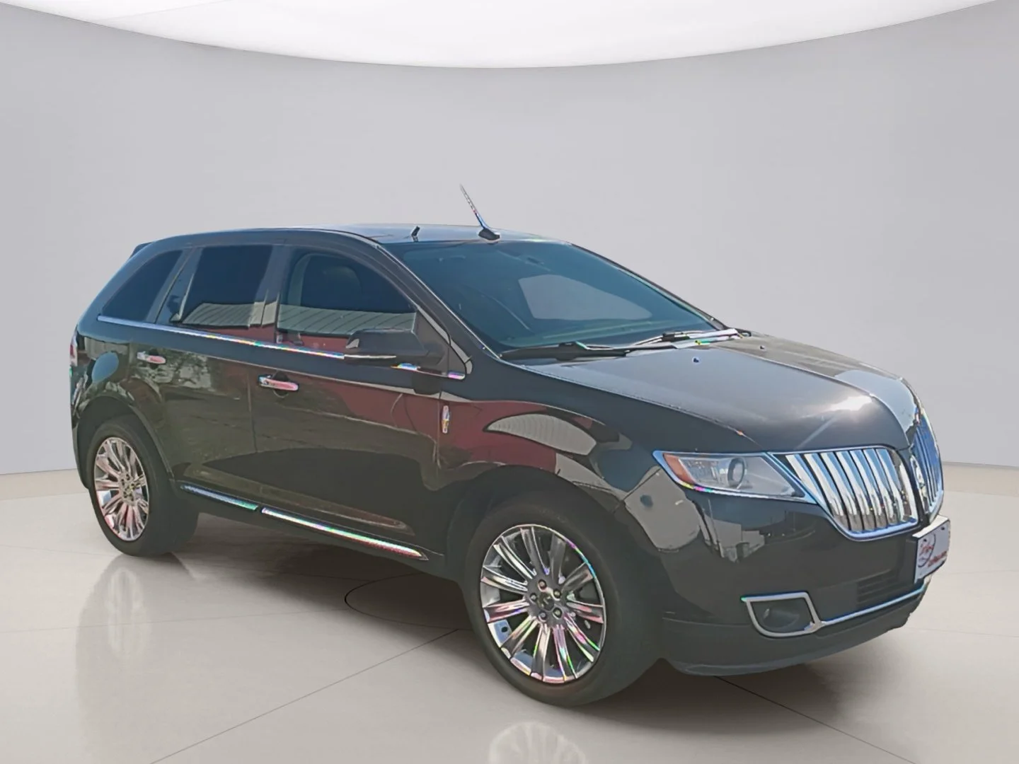 Used 2013 Black Lincoln AWD image 7