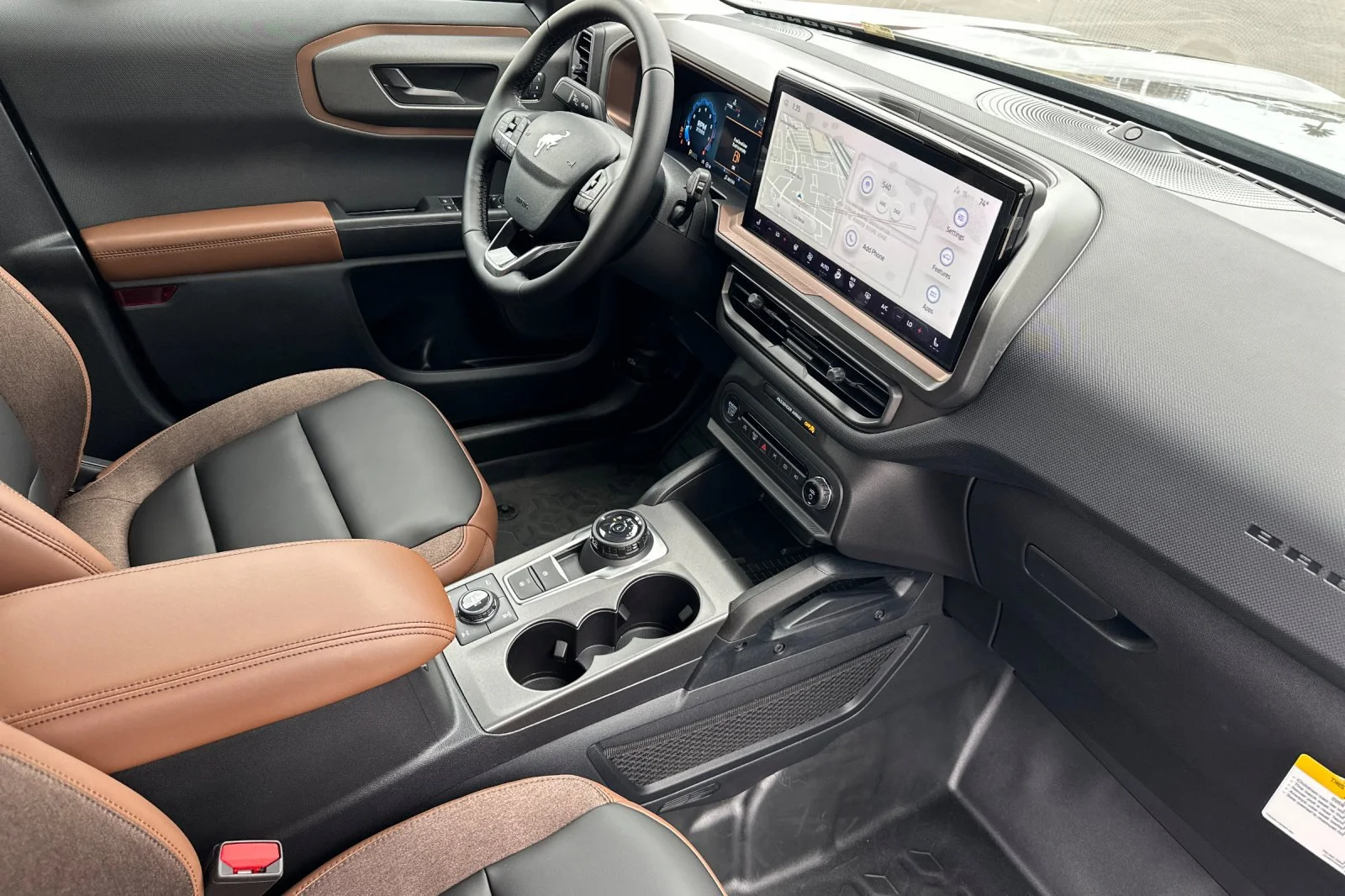 New 2025 Carbonized Gray Metallic Ford Outer Banks® image 15