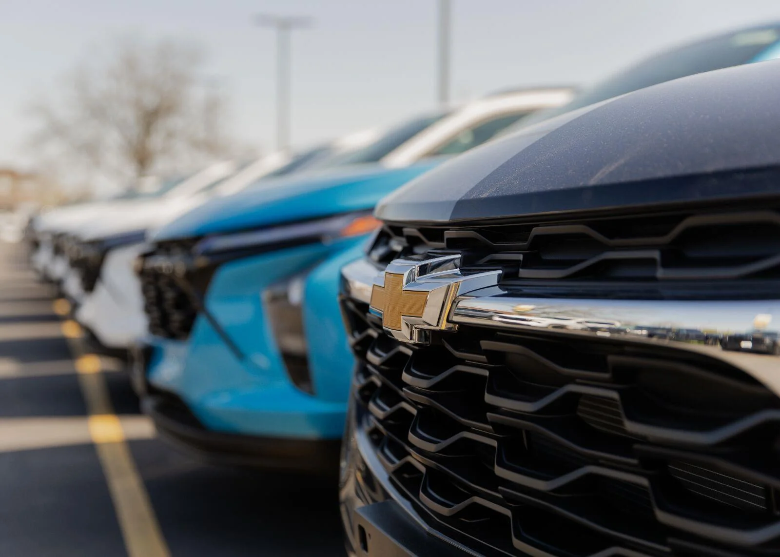 Used 2024 Mosaic Black Metallic Chevrolet RS image 35