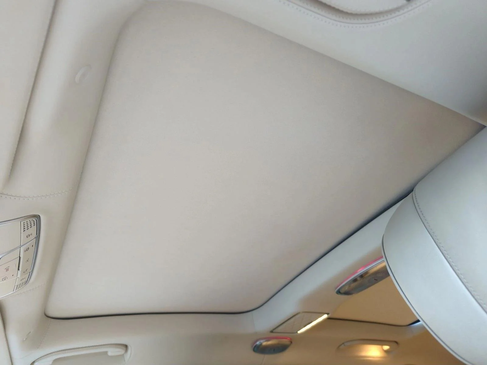 Used 2020 Iridium Silver Metallic Mercedes-Benz Maybach S 560 image 15