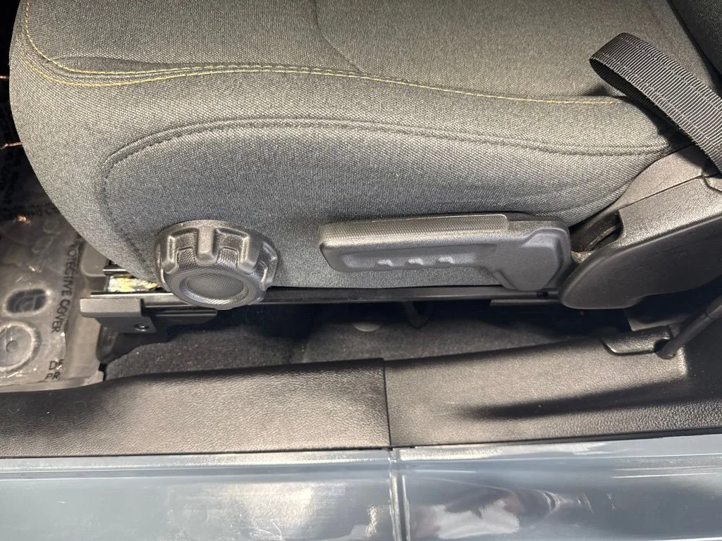 Used 2024 Gray Jeep Sport S image 15