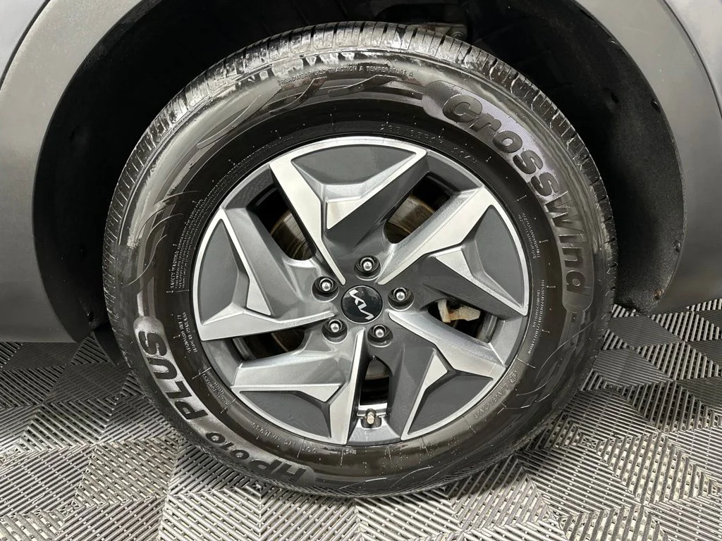 Used 2022 Gray Kia S image 19