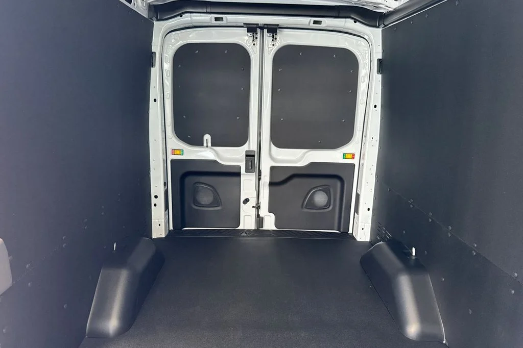 New 2026 Oxford White Ford Cargo Van image 15