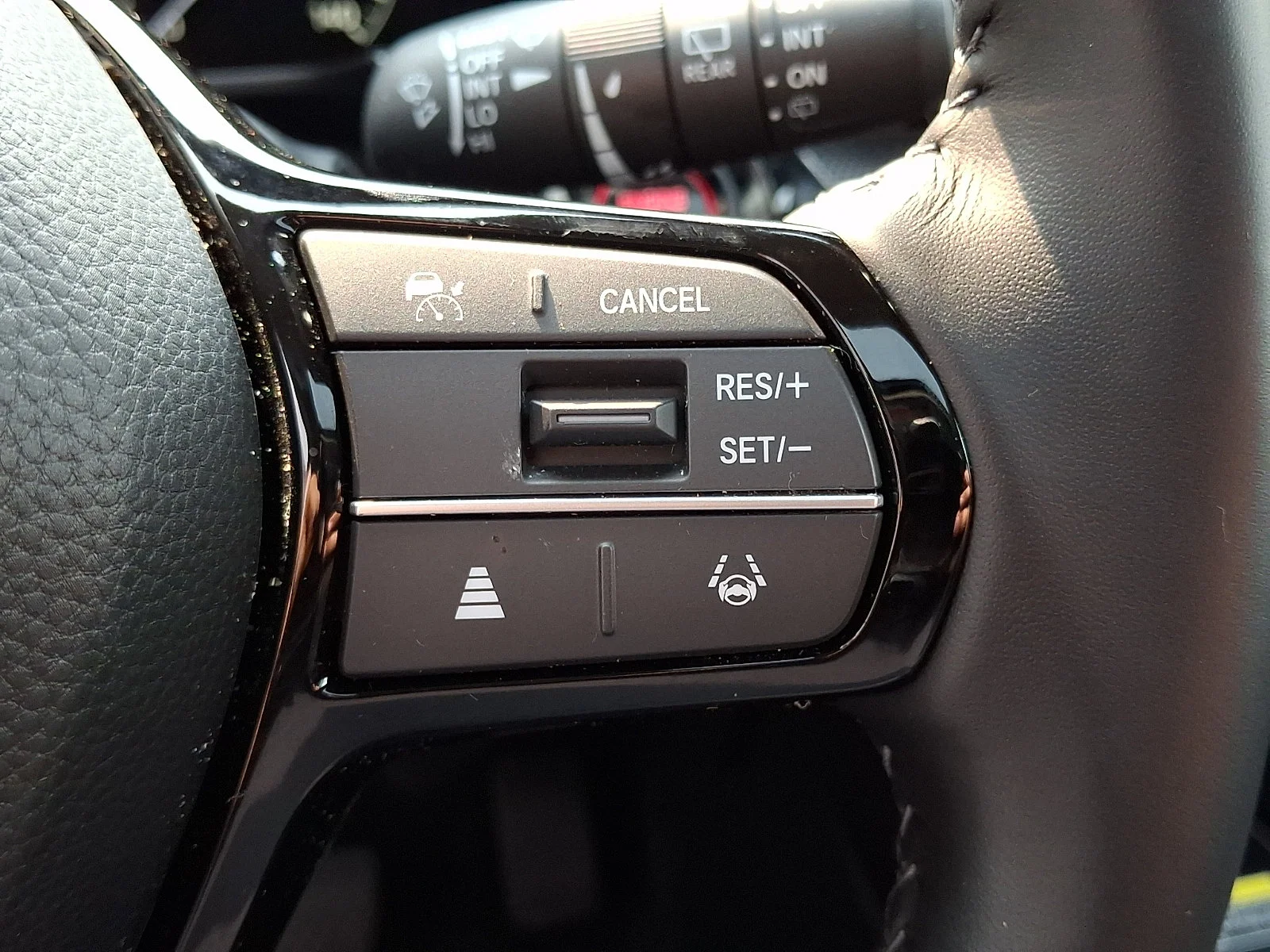 2025 Honda CR-V EX-L - Photo 22