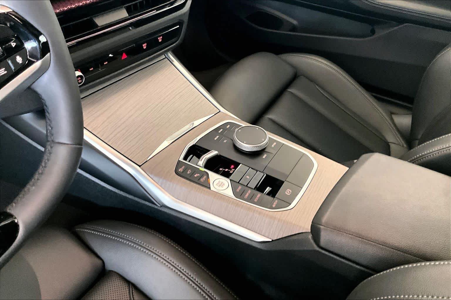 2025 BMW 4 Series 12