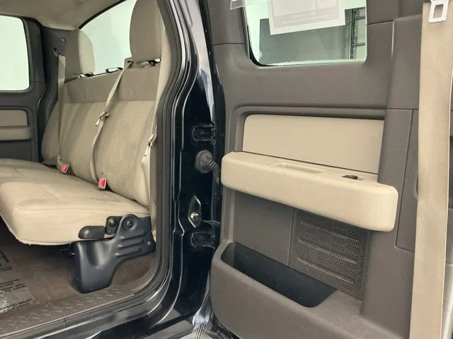 Used 2010  Ford XLT image 21