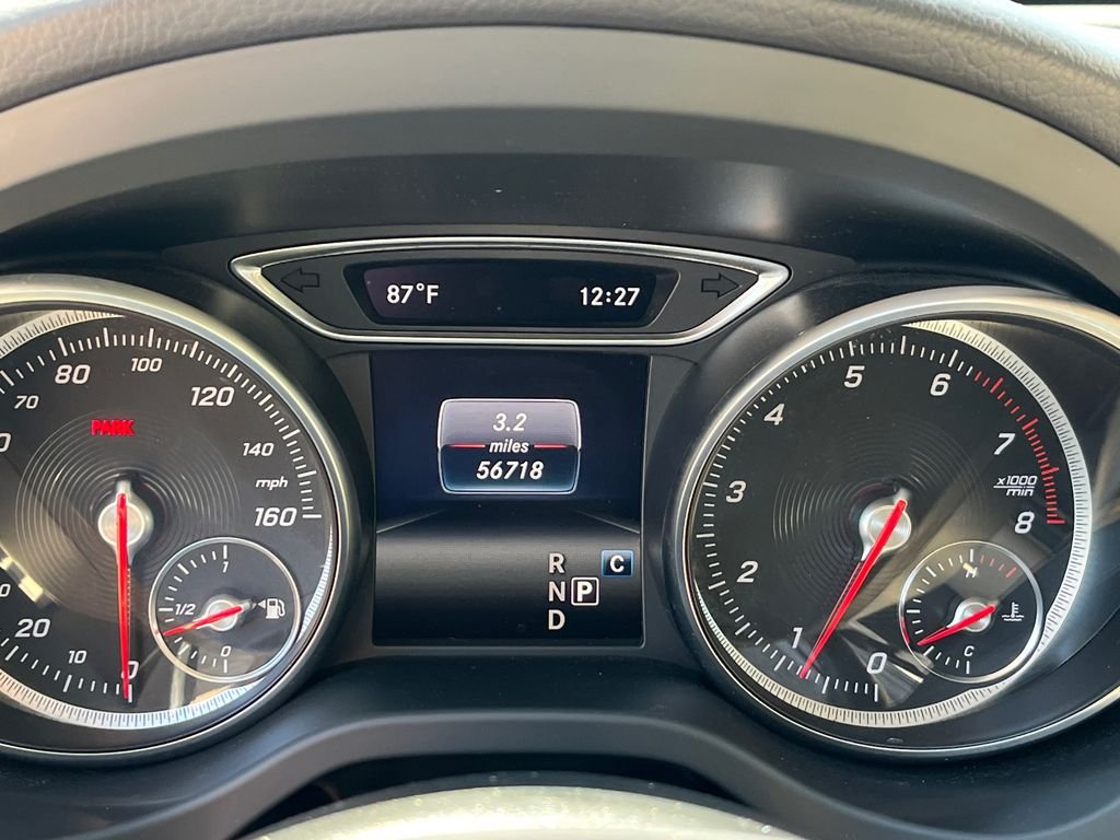 Used 2018  Mercedes-Benz GLA 250 image 16