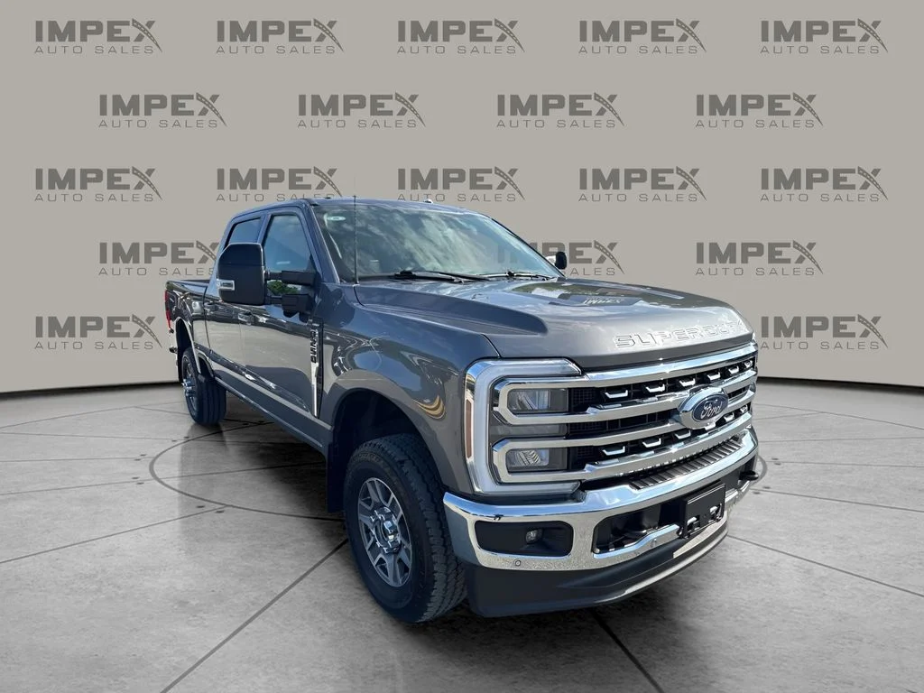 Used 2024 Gray Ford Lariat image 6