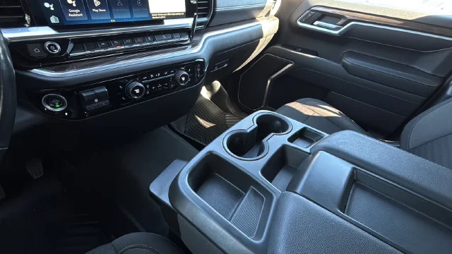 Used 2022 Gray Chevrolet RST image 17