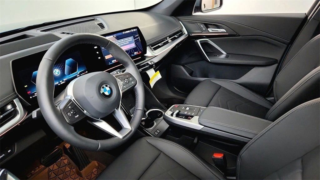 Used 2026 Cape York Green Metallic BMW xDrive28i image 19