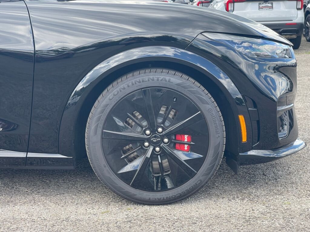 New 2025 Shadow Black Ford GT image 24