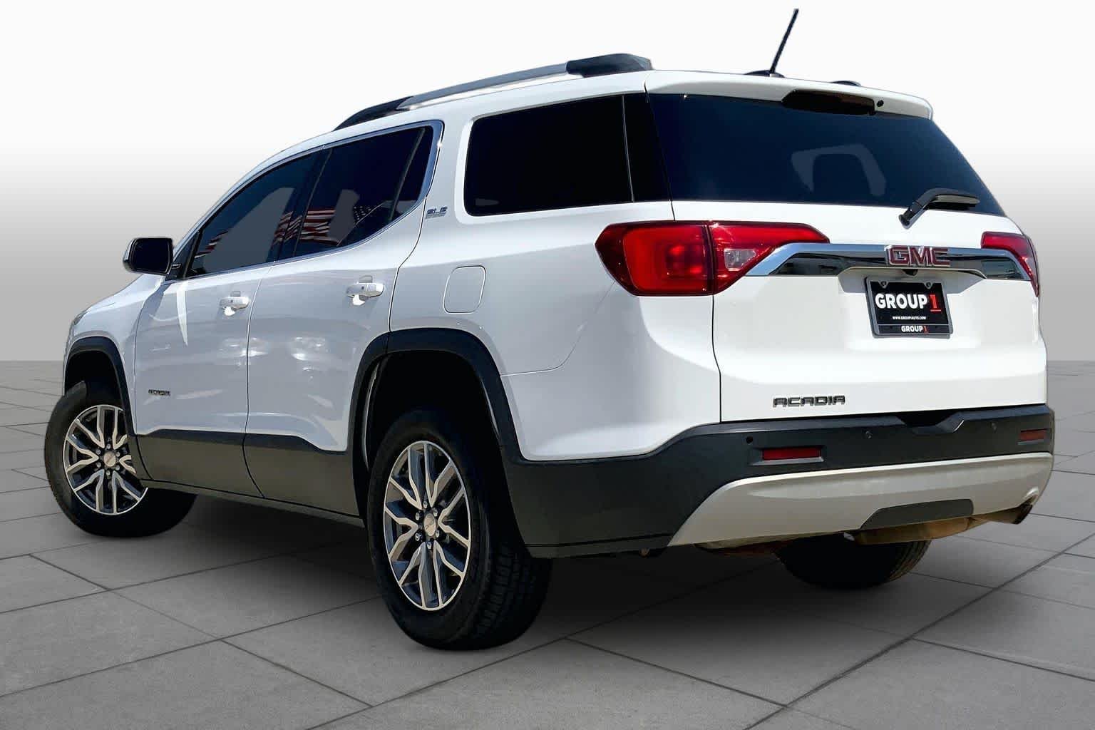 Used 2019 Summit White GMC SLE image 12