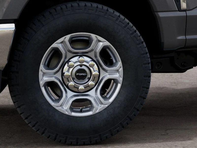 New 2027 Carbonized Gray Metallic Ford XLT image 19