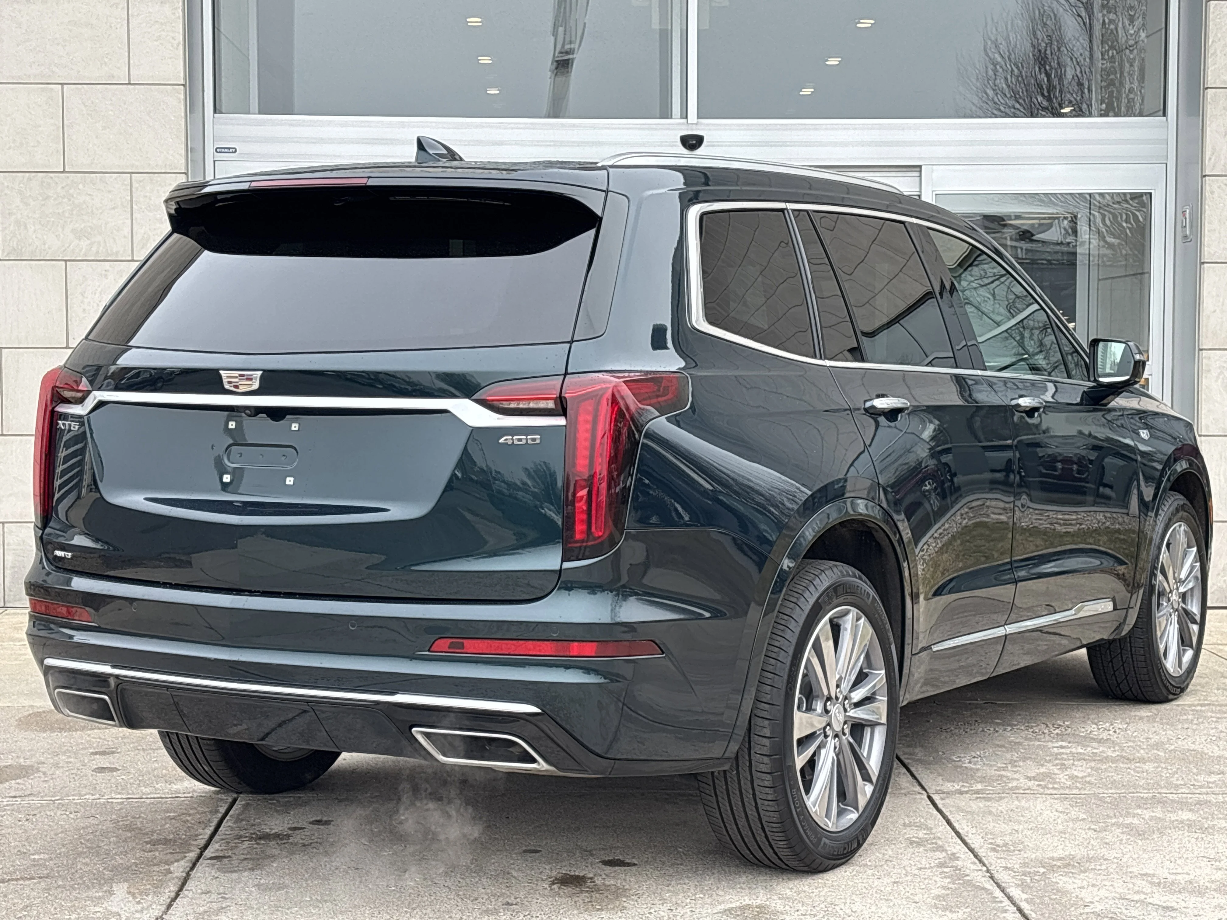 Used 2025 Emerald Lake Metallic Cadillac AWD Premium Luxury image 5