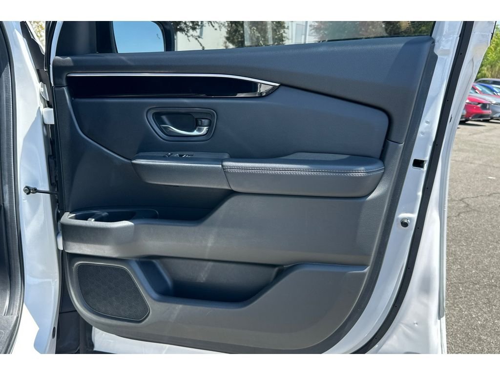 Used 2025 Platinum White Pearl Honda Touring image 22