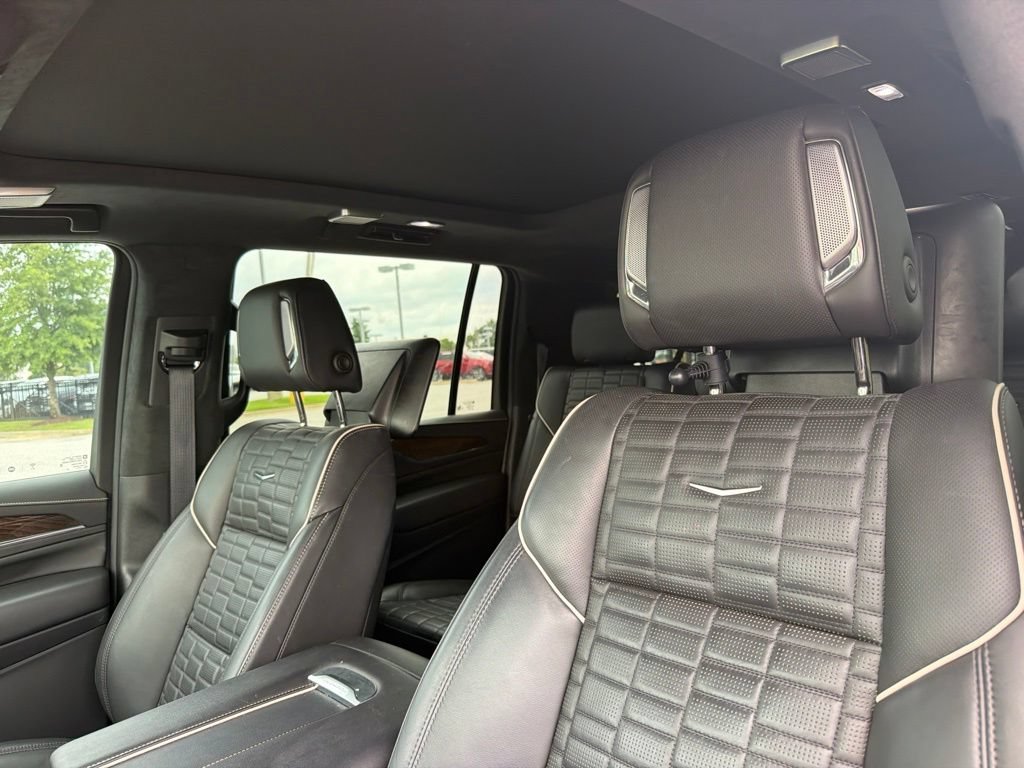 Used 2023 DARK EMERALD METALLIC Cadillac 4WD Sport Platinum image 7