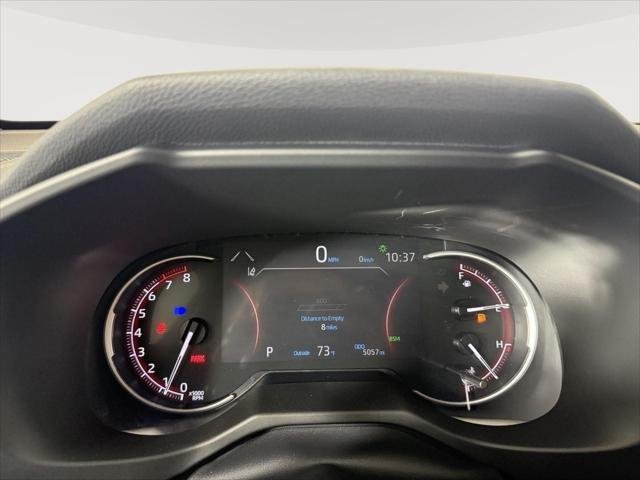 Certified Used 2025 MAGNETIC GRAY MET. Toyota  image 5