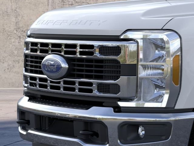 New 2026 White Ford XLT image 17