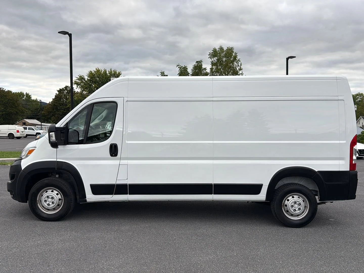 Used 2023 Bright White Clearcoat Ram 2500 HIGH ROOF 159  WB image 2