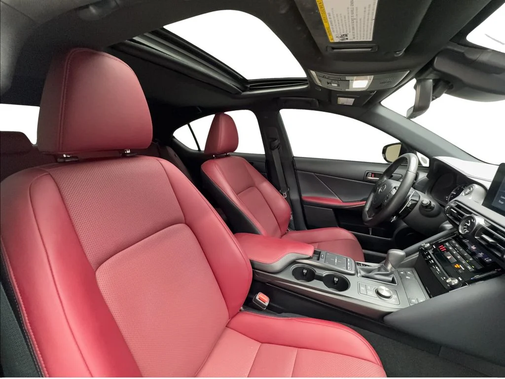Used 2025 White Lexus 300 image 31