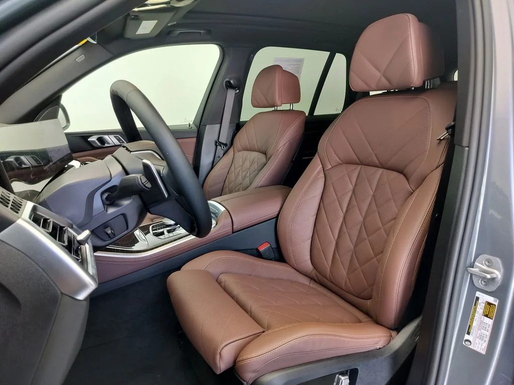Certified Used 2026 Gray BMW sDrive40i image 9