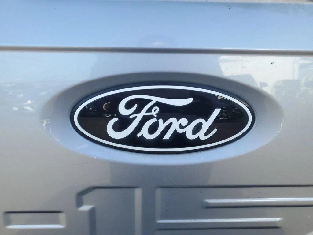 Used 2024 Silver Ford XLT image 37