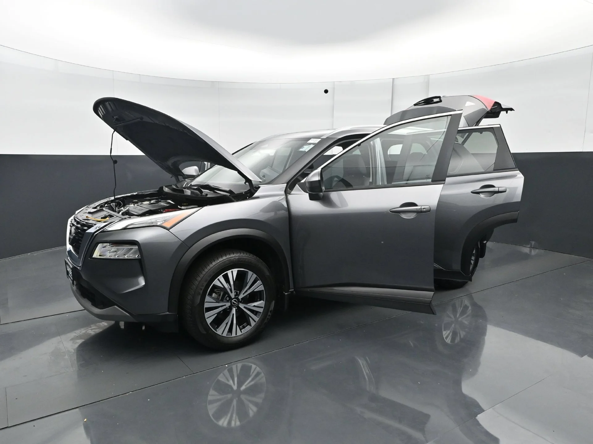 Used 2023 Gun Metallic Nissan SV image 31