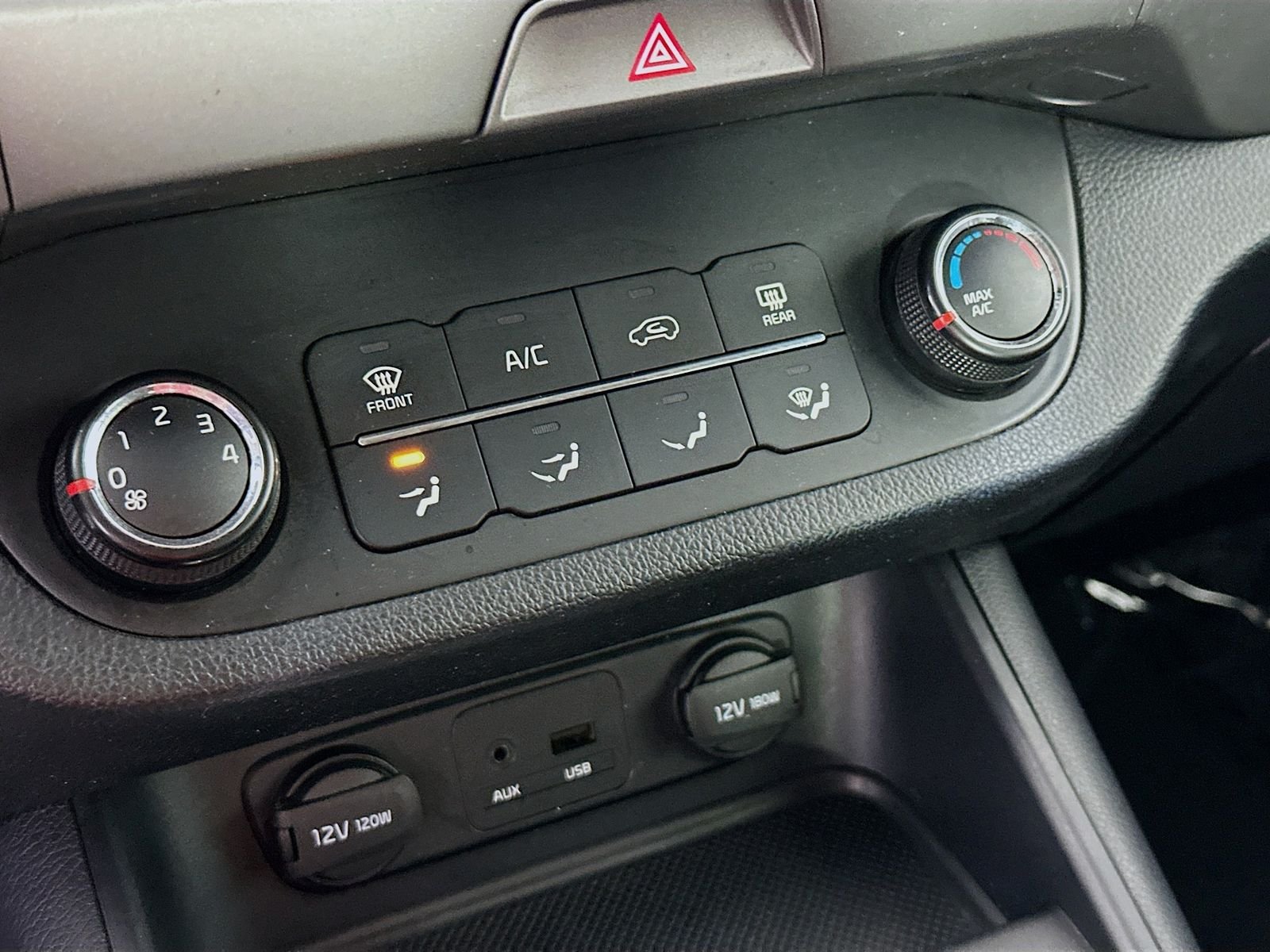 Used 2014 Signal Red Kia LX image 15
