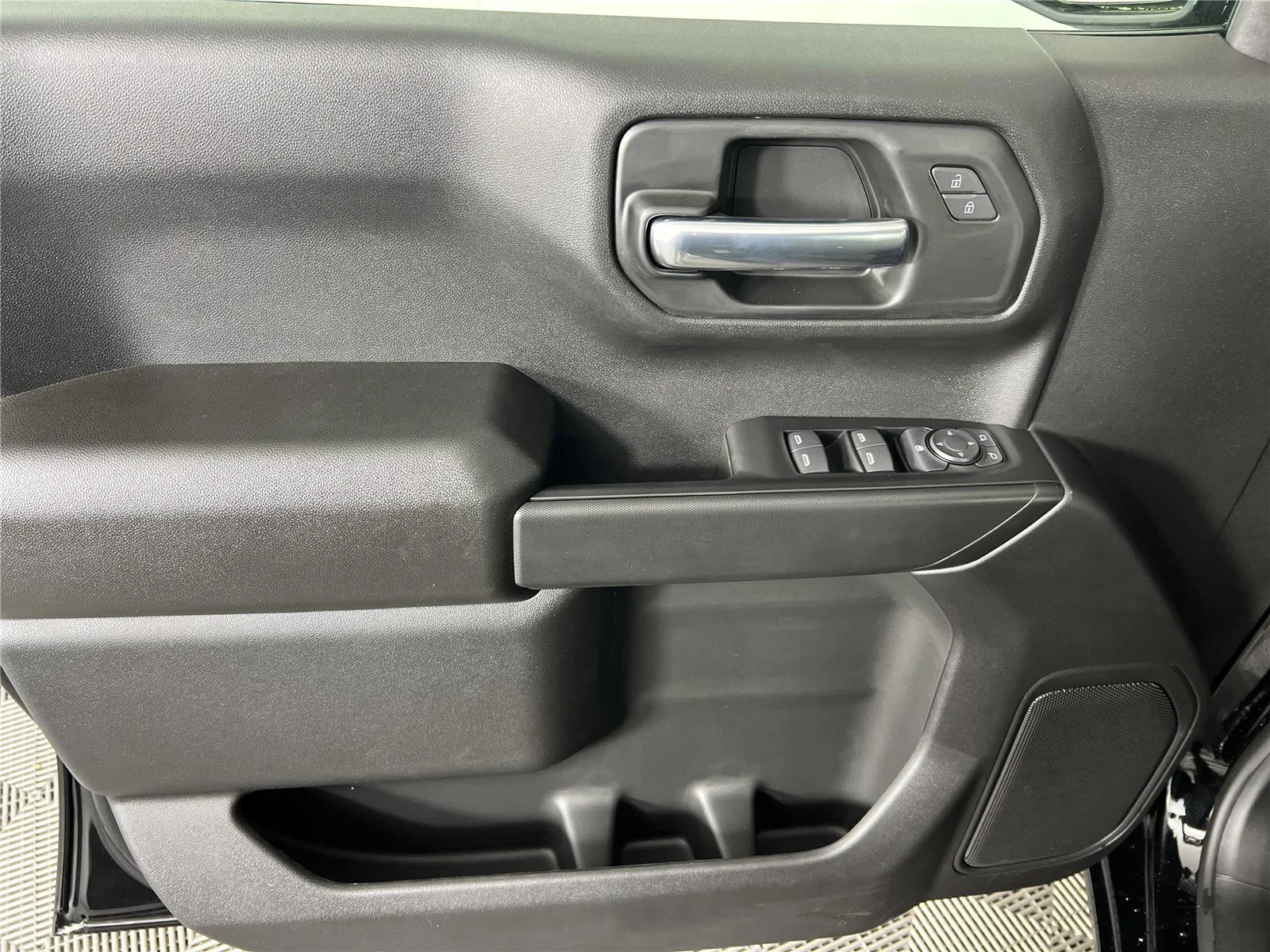 New 2026 Onyx Black GMC Pro image 9