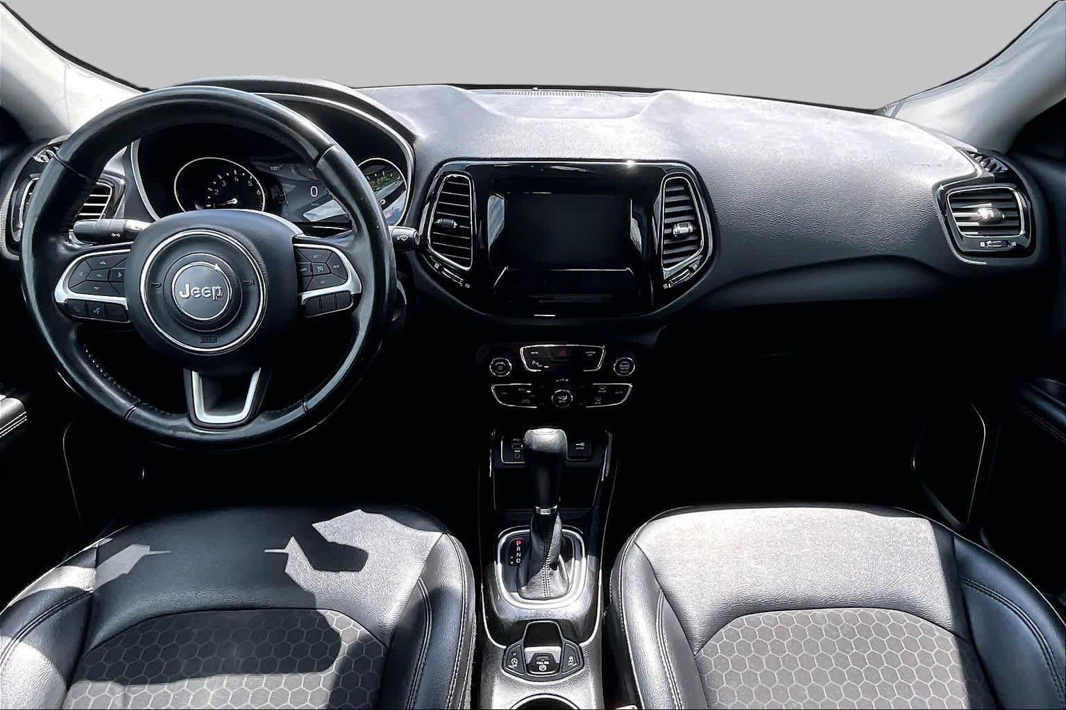 Used 2019 Laser Blue Pearlcoat Jeep Altitude image 14