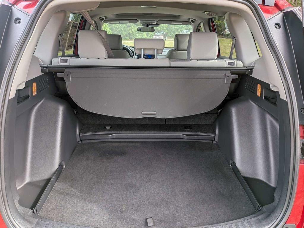 Used 2021 Red Honda EX image 11