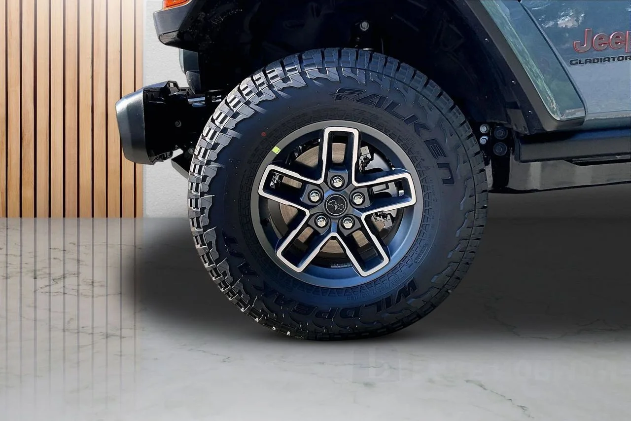 New 2026 Anvil Clear-Coat Exterior Paint Jeep Mojave image 26