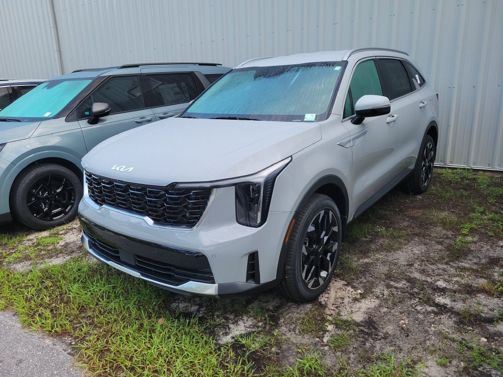 New 2026 Wolf Gray Kia EX image 3