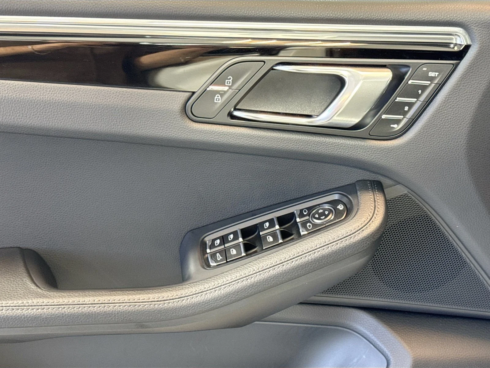 Used 2025 White Porsche  image 11