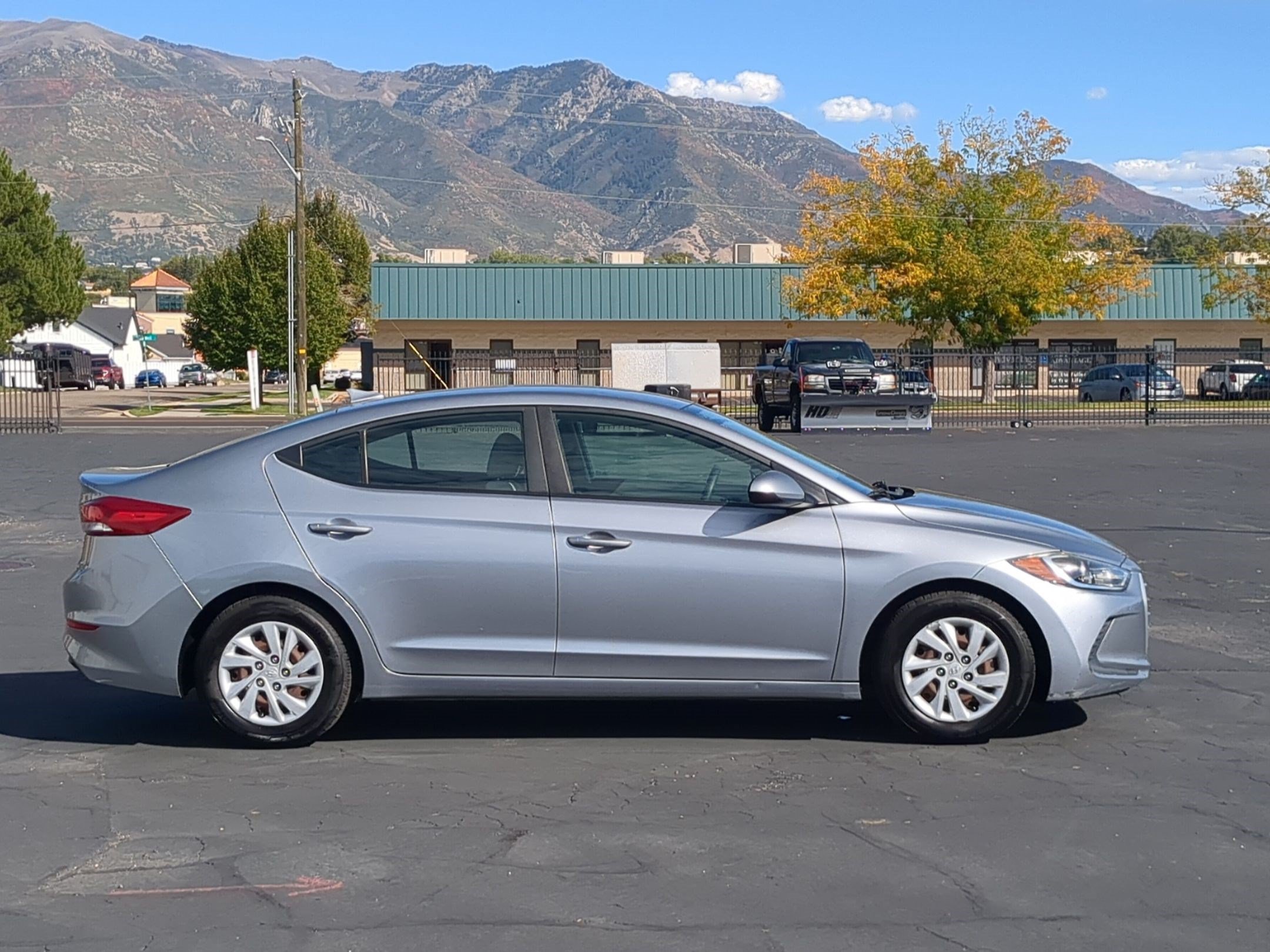 Used 2017 Hyundai Elantra SE with VIN 5NPD74LF4HH165309 for sale in Ogden, UT
