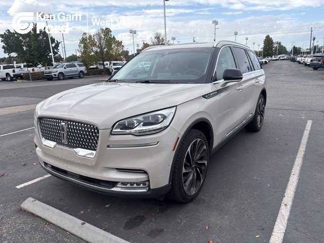 Used 2020 Ceramic Pearl Metallic Tri-Coat Lincoln Reserve image 1