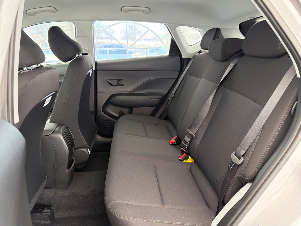 Used 2026 Atlas White Hyundai SE image 28